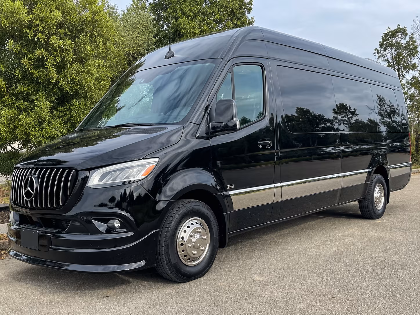 columbus make every stop more fun with columbus prom transportation