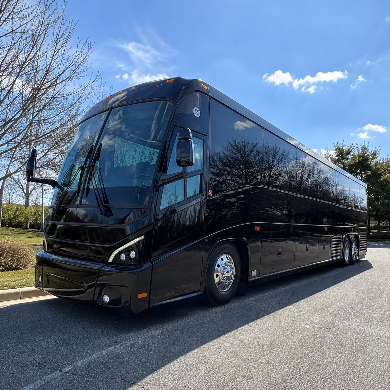 huber heights organize a huber heights corporate event with a charter bus
