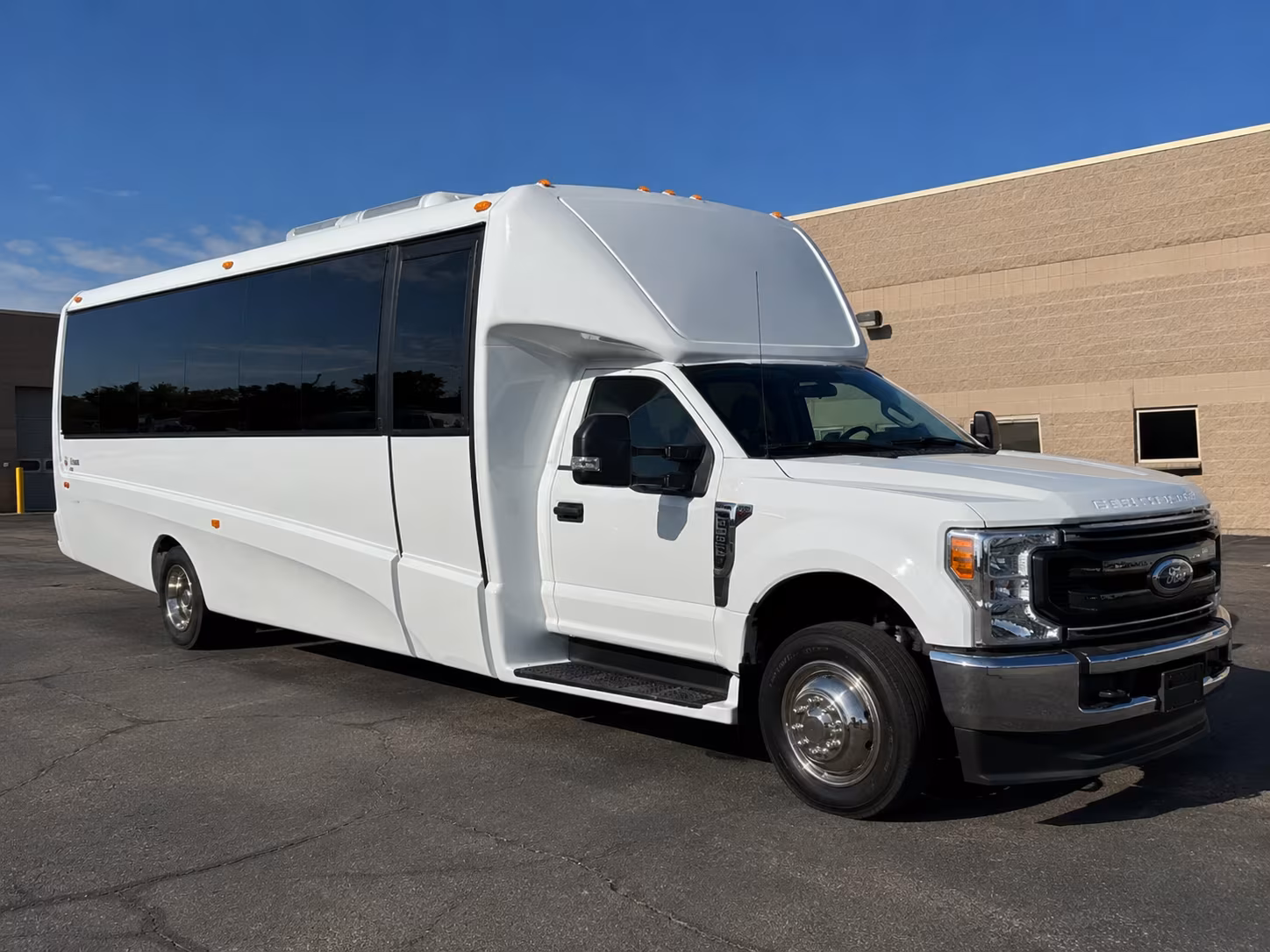 middletown coordinate team and fan travel with middletown bus rentals